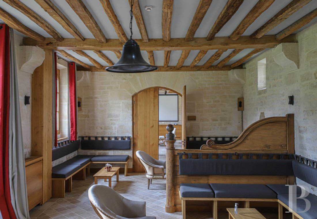 Dans l’Oise, près de Senlis, un vaste corps de ferme du 18e siècle et son pigeonnier transformés en hôtel  - photo  n°9